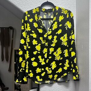 David Lerner Women’s blouse size small, black and yellow